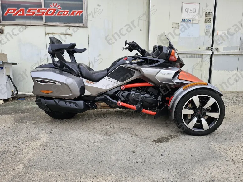 Brp Can-Am Spyder F3 T - фото 0