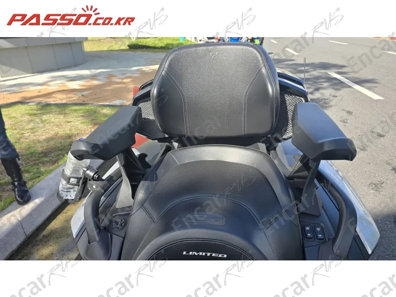 BRP CAN-AM SPYDER RT LIMITED - фото 5