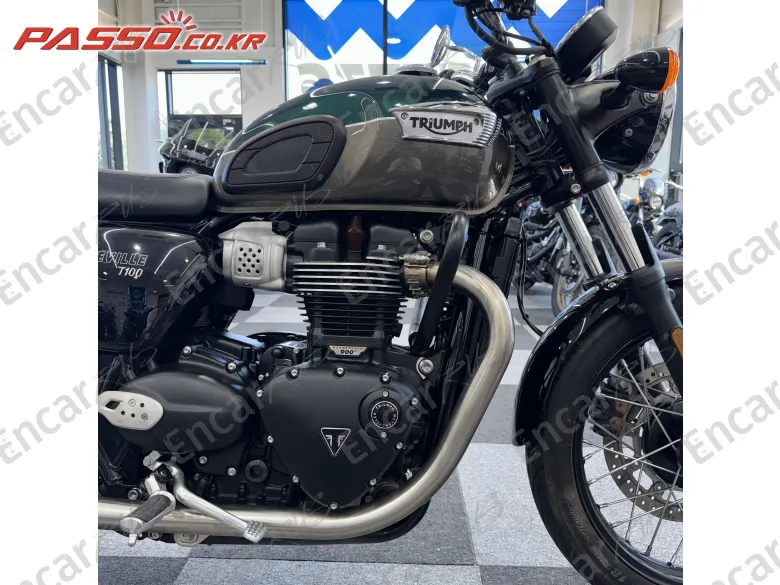 Triumph Bonneville T100 - фото 4