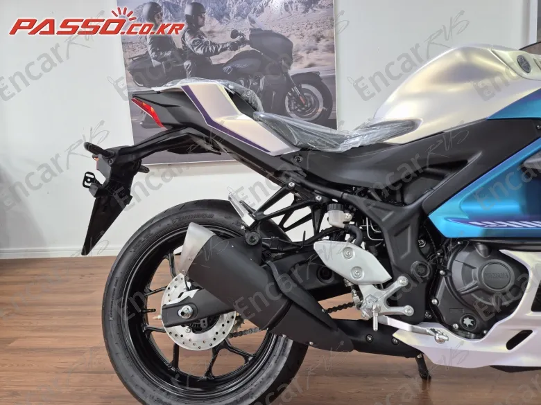 Yamaha Yzf R3 - фото 6