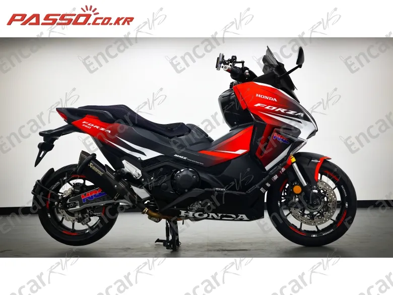 Honda Forza 750 - фото 0