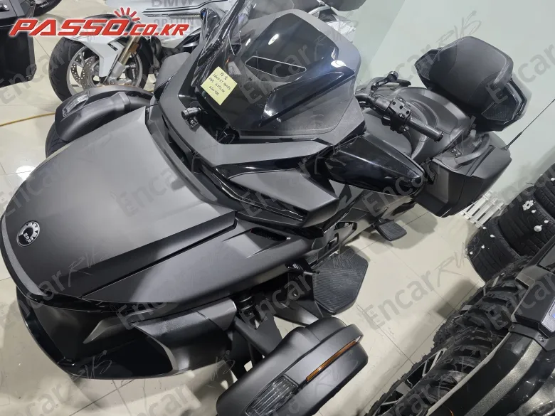 BRP CAN-AM SPYDER RT LIMITED - фото 0