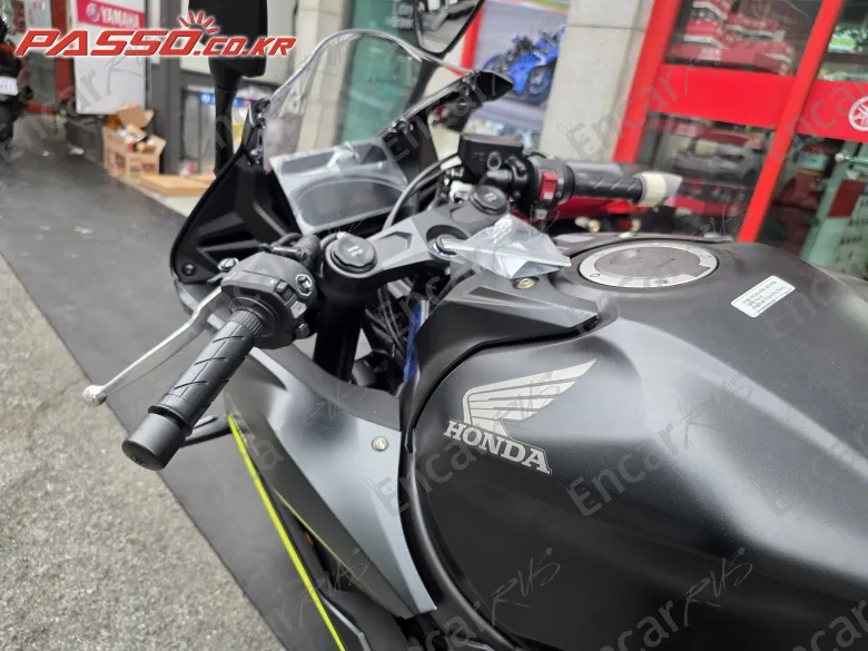 HONDA CBR 650 R E-CLUTCH - фото 3