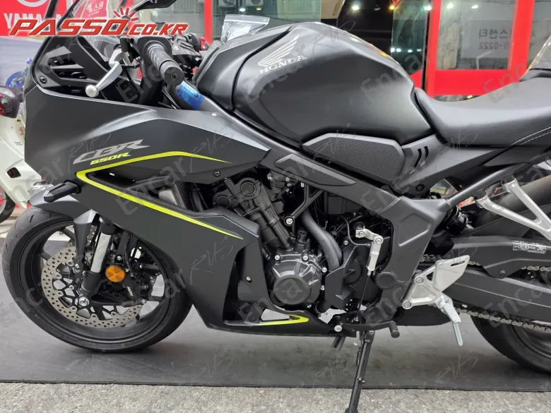 HONDA CBR 650 R E-CLUTCH - фото 4