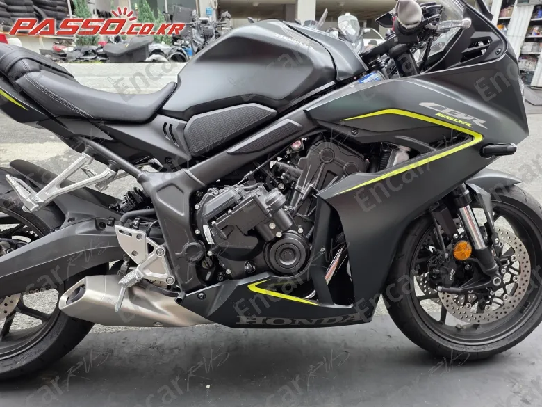 HONDA CBR 650 R E-CLUTCH - фото 6