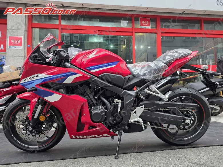 HONDA CBR 650 R E-CLUTCH - фото 1