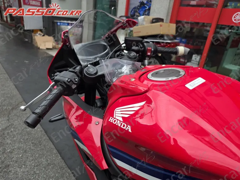 HONDA CBR 650 R E-CLUTCH - фото 3