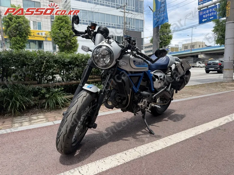 Ducati Scrambler Cafe Racer - фото 0