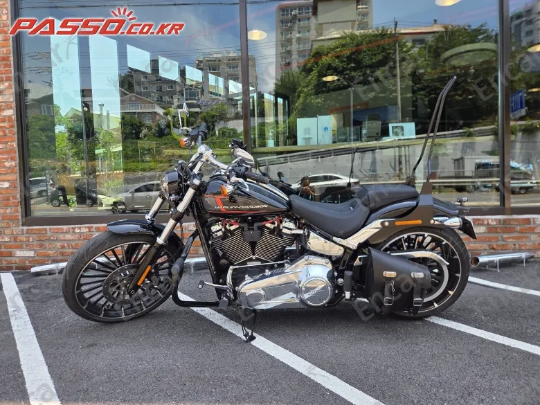 Harley-Davidson Breakout 117 - фото 1