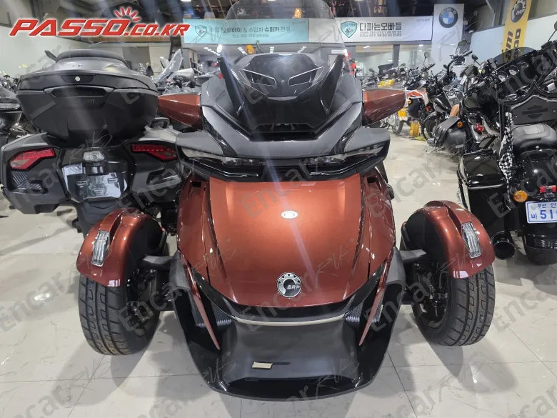 BRP CAN-AM SPYDER RT LIMITED - фото 0