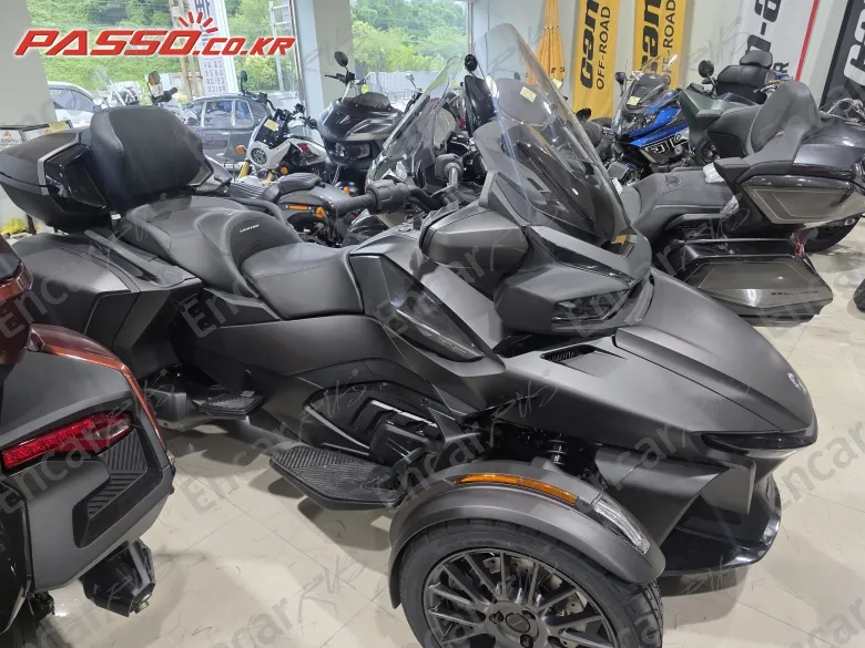 BRP CAN-AM SPYDER RT LIMITED - фото 0