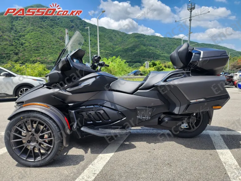 BRP CAN-AM SPYDER RT LIMITED - фото 0