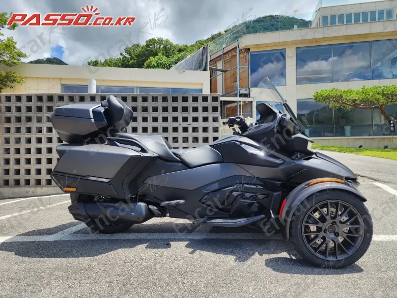 BRP CAN-AM SPYDER RT LIMITED - фото 2