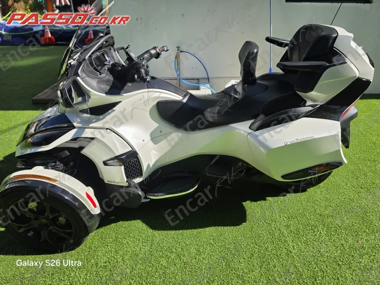 BRP CAN-AM SPYDER RT LIMITED - фото 1