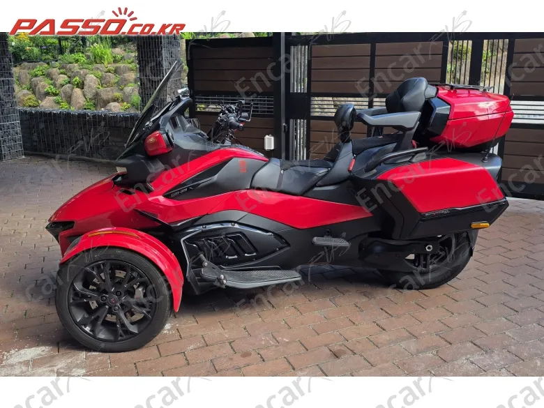 BRP CAN-AM SPYDER RT LIMITED - фото 1