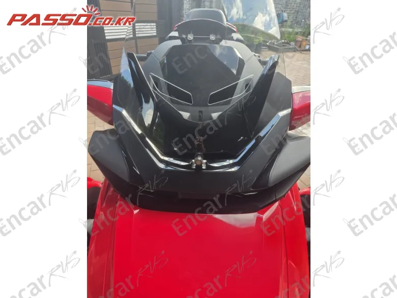 BRP CAN-AM SPYDER RT LIMITED - фото 4