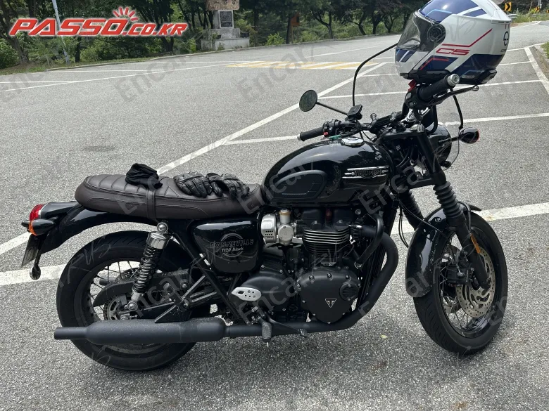Triumph Bonneville T120 Black - фото 0