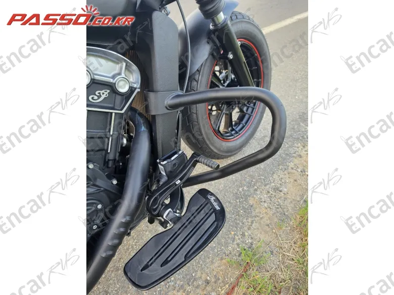 Indian Scout Bobber - фото 5