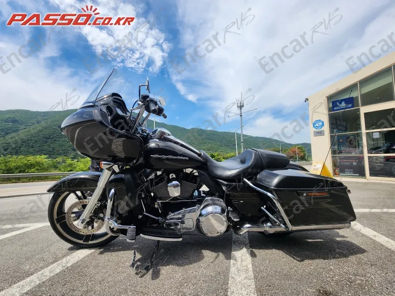 HARLEY-DAVIDSON ROAD GLIDE SPECIAL - фото 1