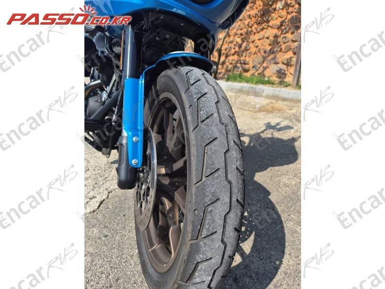 Harley-Davidson Low Rider St - фото 5