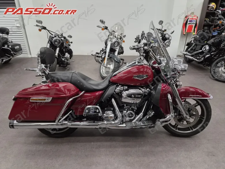 Harley-Davidson Flhr - фото 0