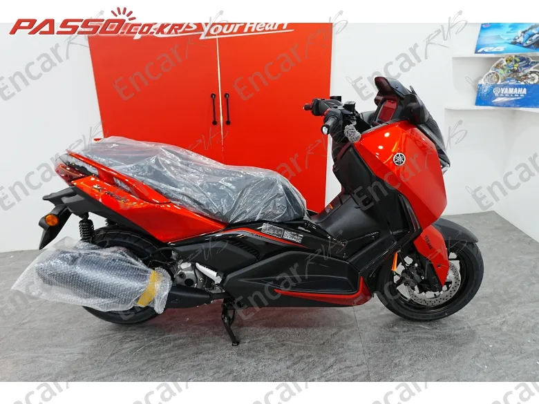 YAMAHA X MAX 300 ABS - фото 0