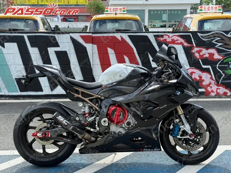 BMW S 1000 RR - фото 0