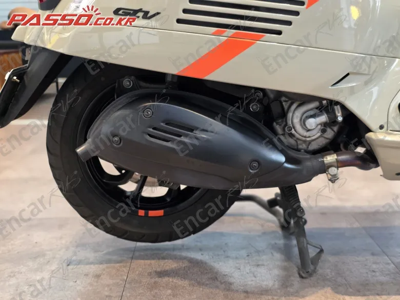 Vespa Gtv 300 - фото 6