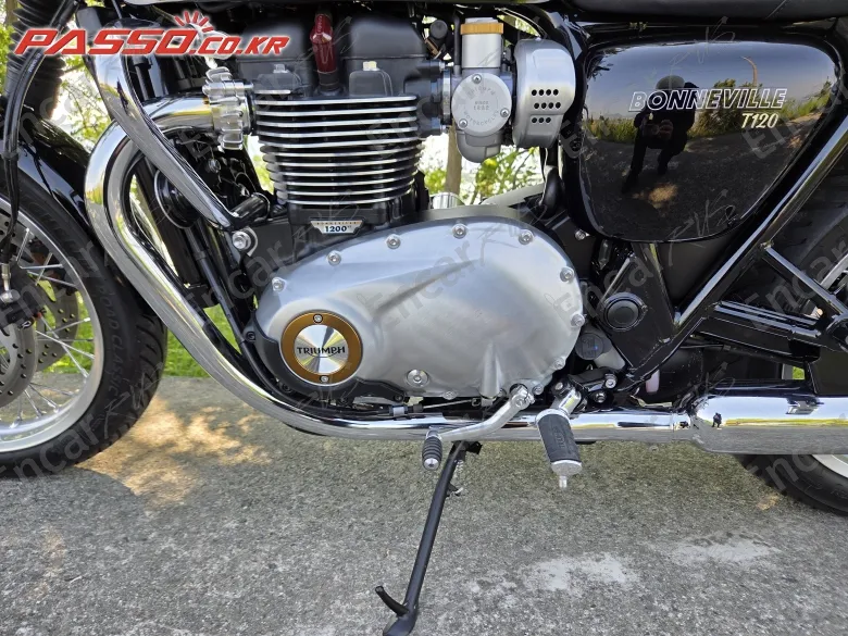 Triumph Bonneville T120 - фото 4
