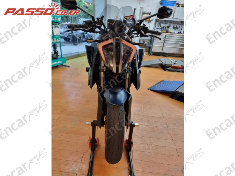 Ktm 1290 Super Duke R - фото 1