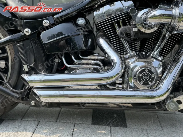 Harley-Davidson Breakout - фото 6