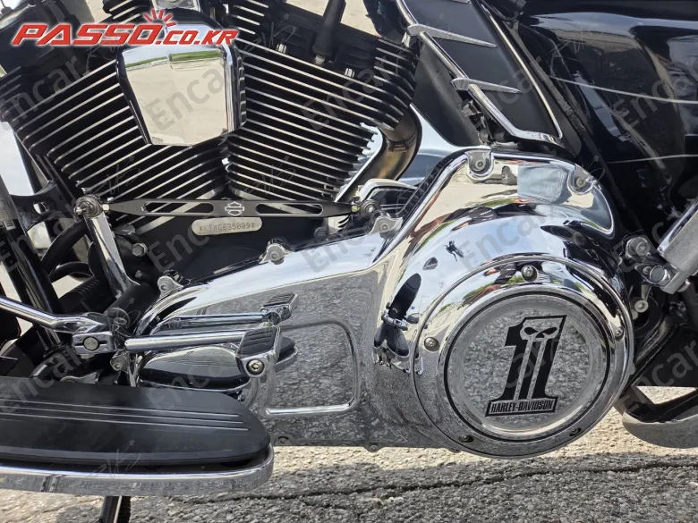 HARLEY-DAVIDSON ROAD GLIDE SPECIAL - фото 4
