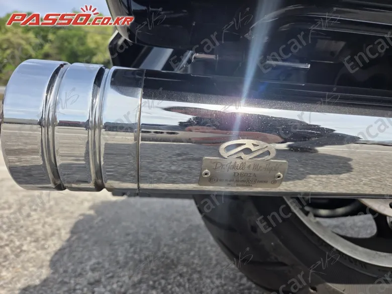 HARLEY-DAVIDSON ROAD GLIDE SPECIAL - фото 6
