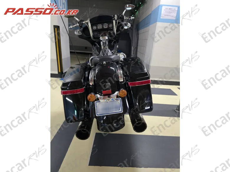 HARLEY-DAVIDSON FLHX - фото 2