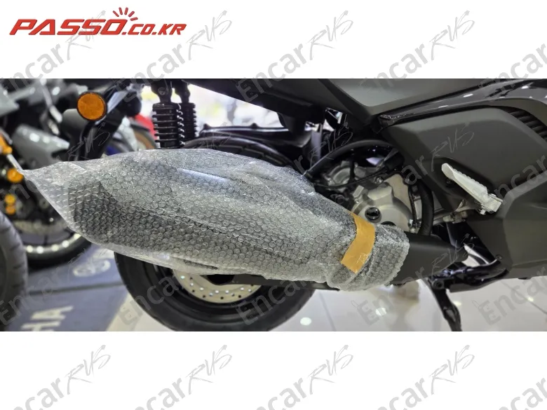 YAMAHA X MAX 300 ABS - фото 6