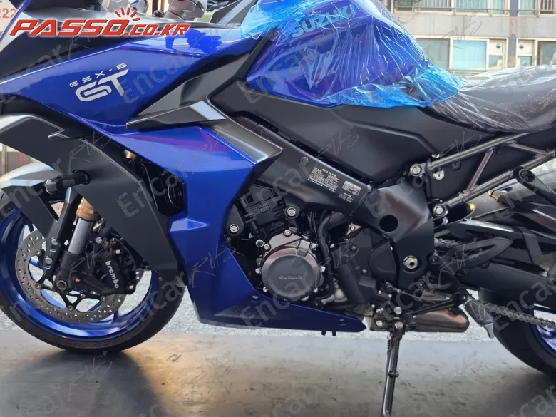 Suzuki Gsx S 1000 Gt - фото 4