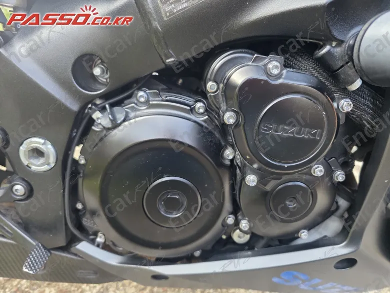 Suzuki Gsx S 1000 F - фото 4