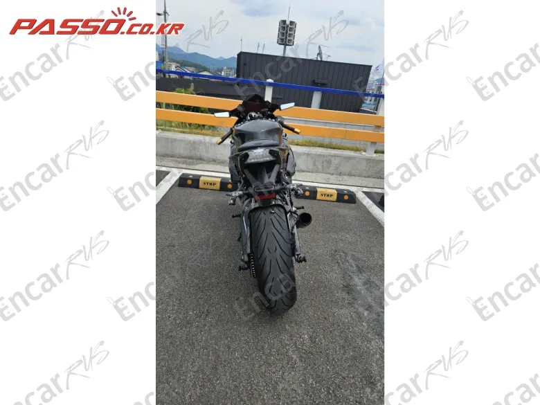 BMW S 1000 RR - фото 2