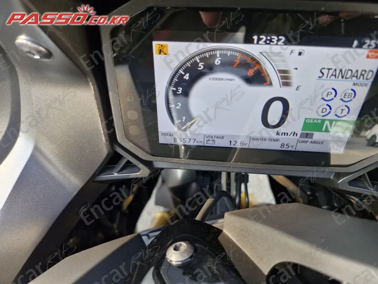 Honda Forza 750 - фото 3