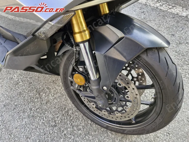 Honda Forza 750 - фото 5