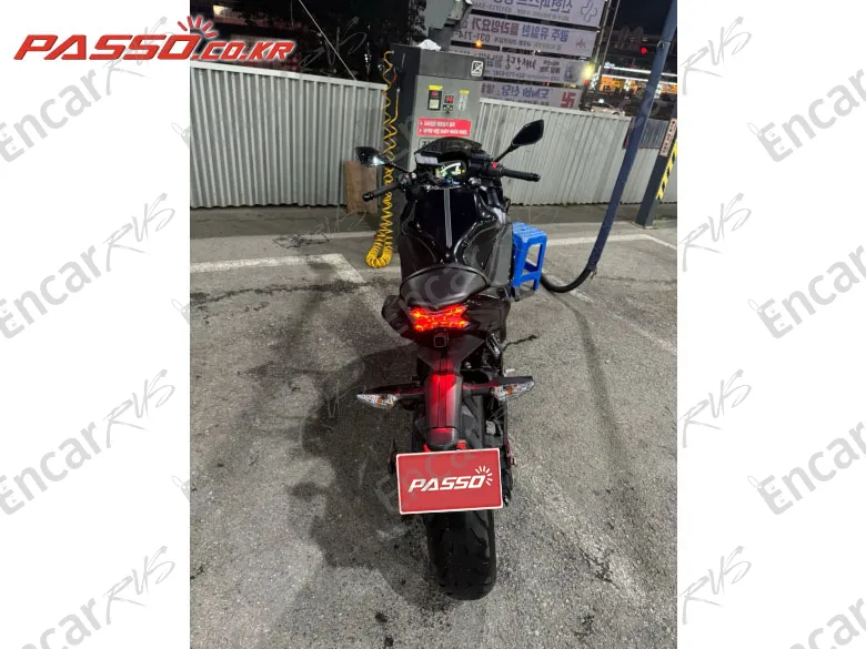 Kawasaki Ninja 650 Abs - фото 2