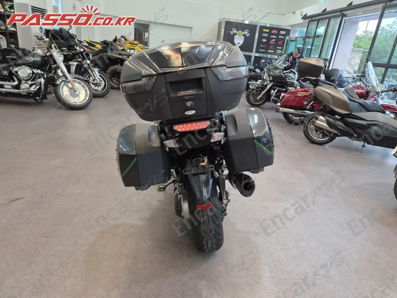 Kawasaki Gtr 1400 - фото 6