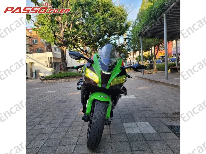 Kawasaki Zx 10 R - фото 6