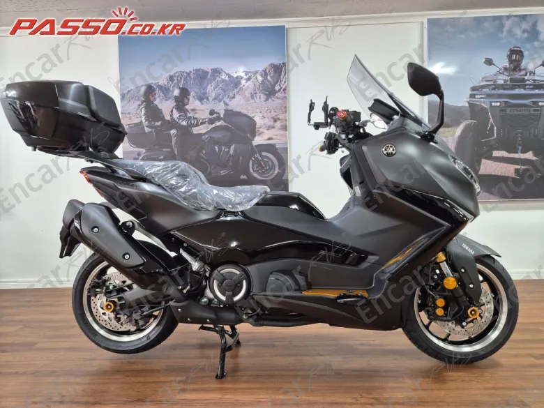 YAMAHA T MAX 560 - фото 0