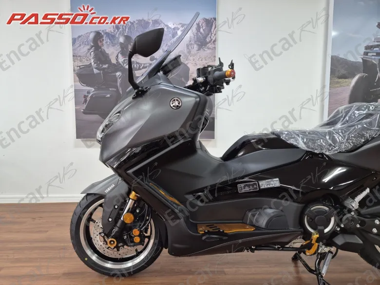 YAMAHA T MAX 560 - фото 3