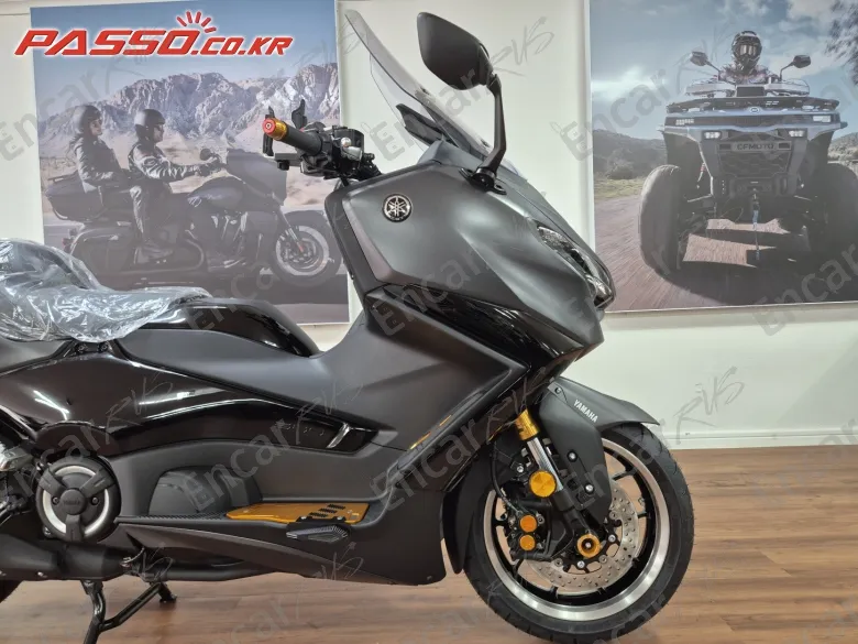 YAMAHA T MAX 560 - фото 5