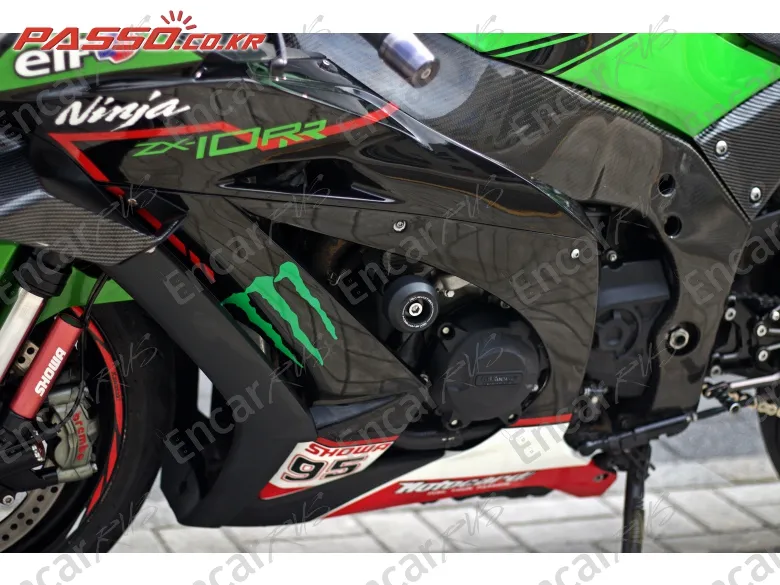 KAWASAKI NiNJA ZX 10 RR - фото 4