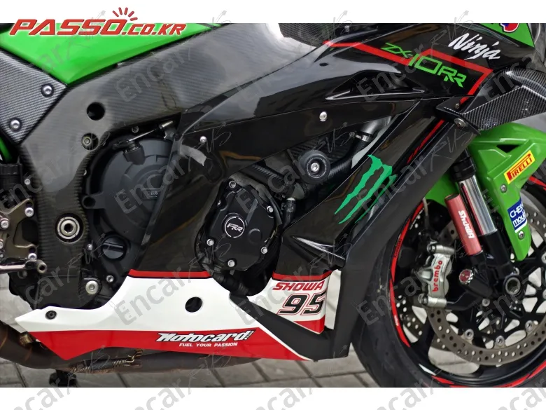 KAWASAKI NiNJA ZX 10 RR - фото 5