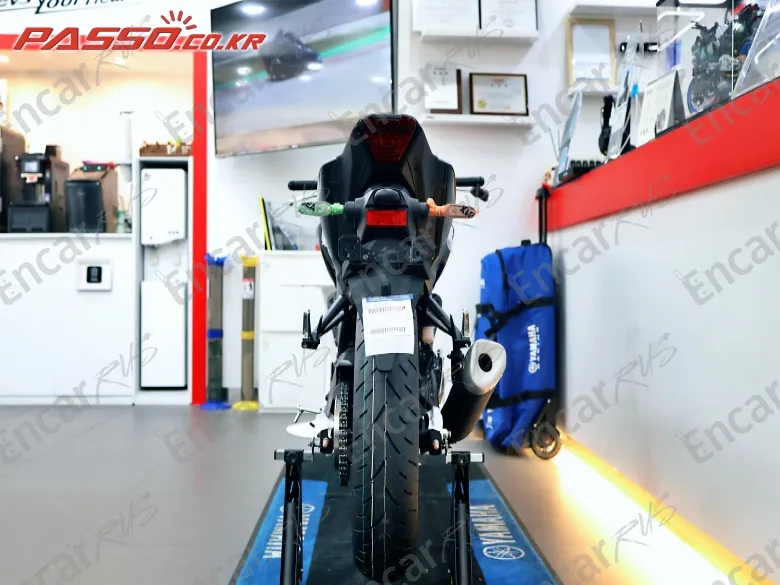 YAMAHA MT 03 - фото 2