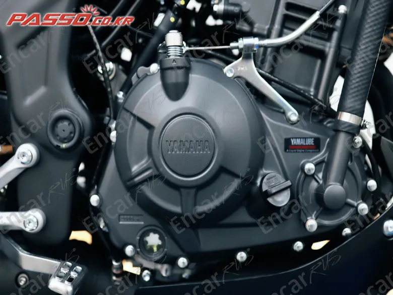YAMAHA MT 03 - фото 4